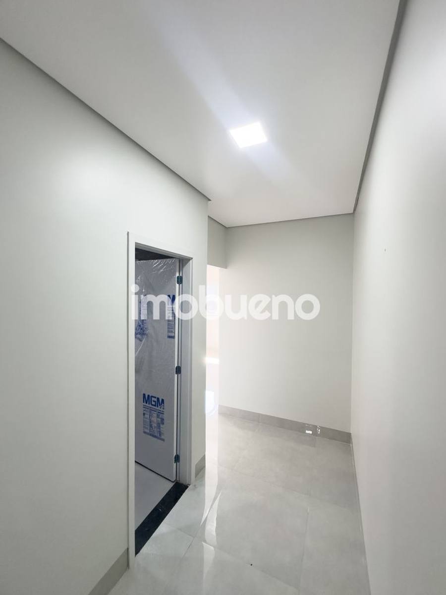 Foto 13 de Casa com 3 quartos sendo 1 suíte no Setor Parque Primavera, 294m²
