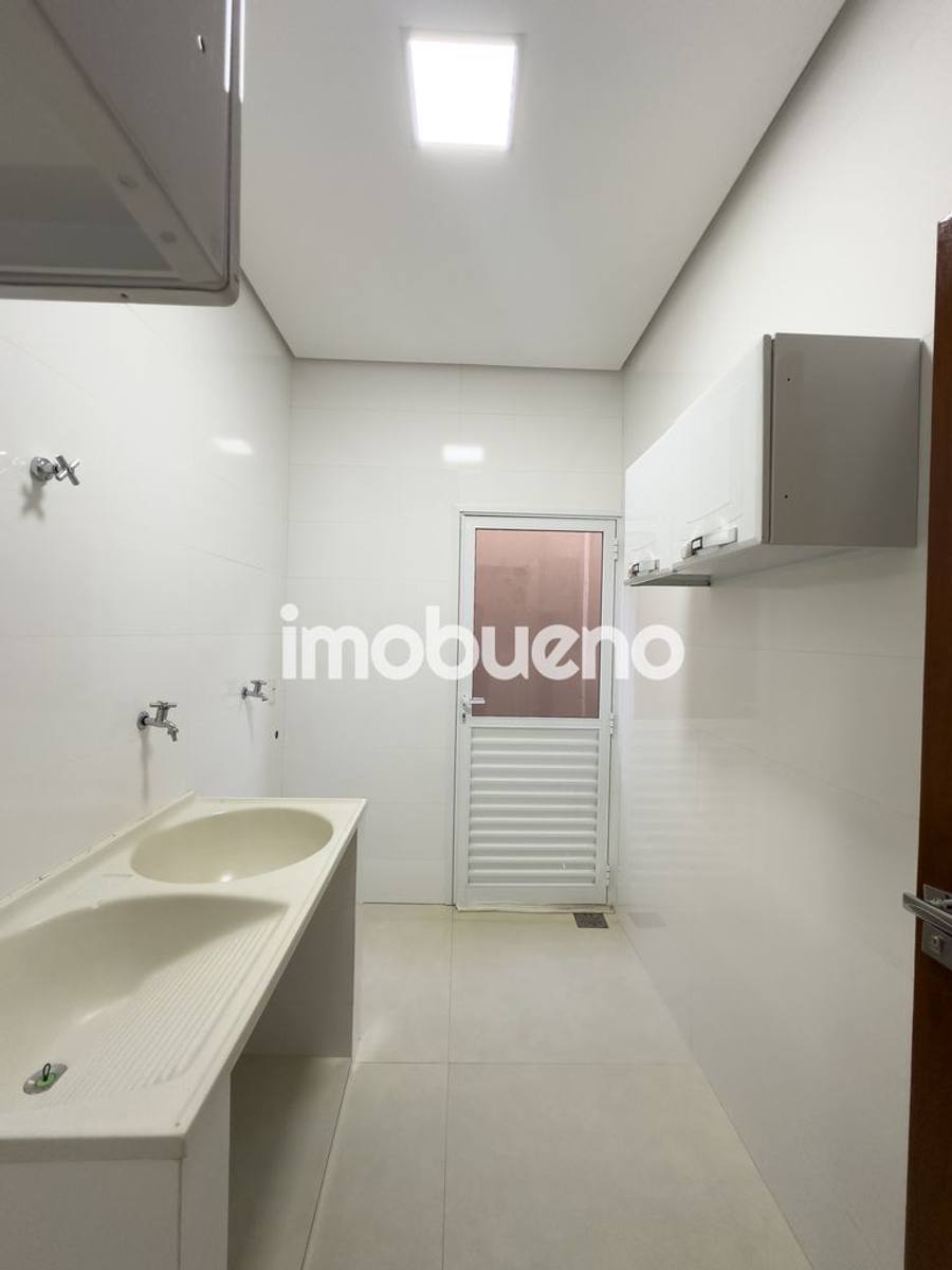 Foto 19 de Casa a venda na Formosinha com 3 quartos sendo 2 suíte, 200m²