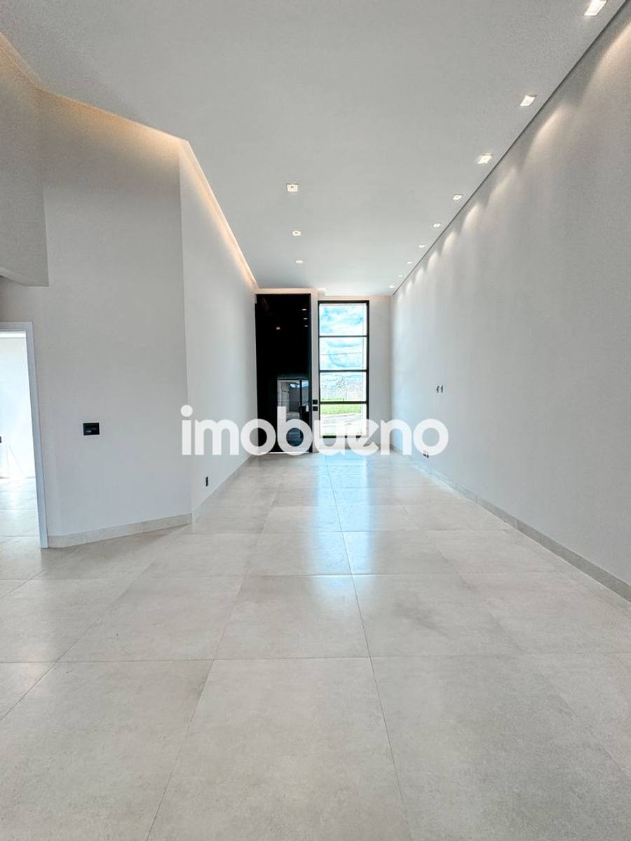 Foto 4 de Vende-se casa 4 quartos sendo 3 suíte no Cond. Golden Place  R$ 1.390.000,00