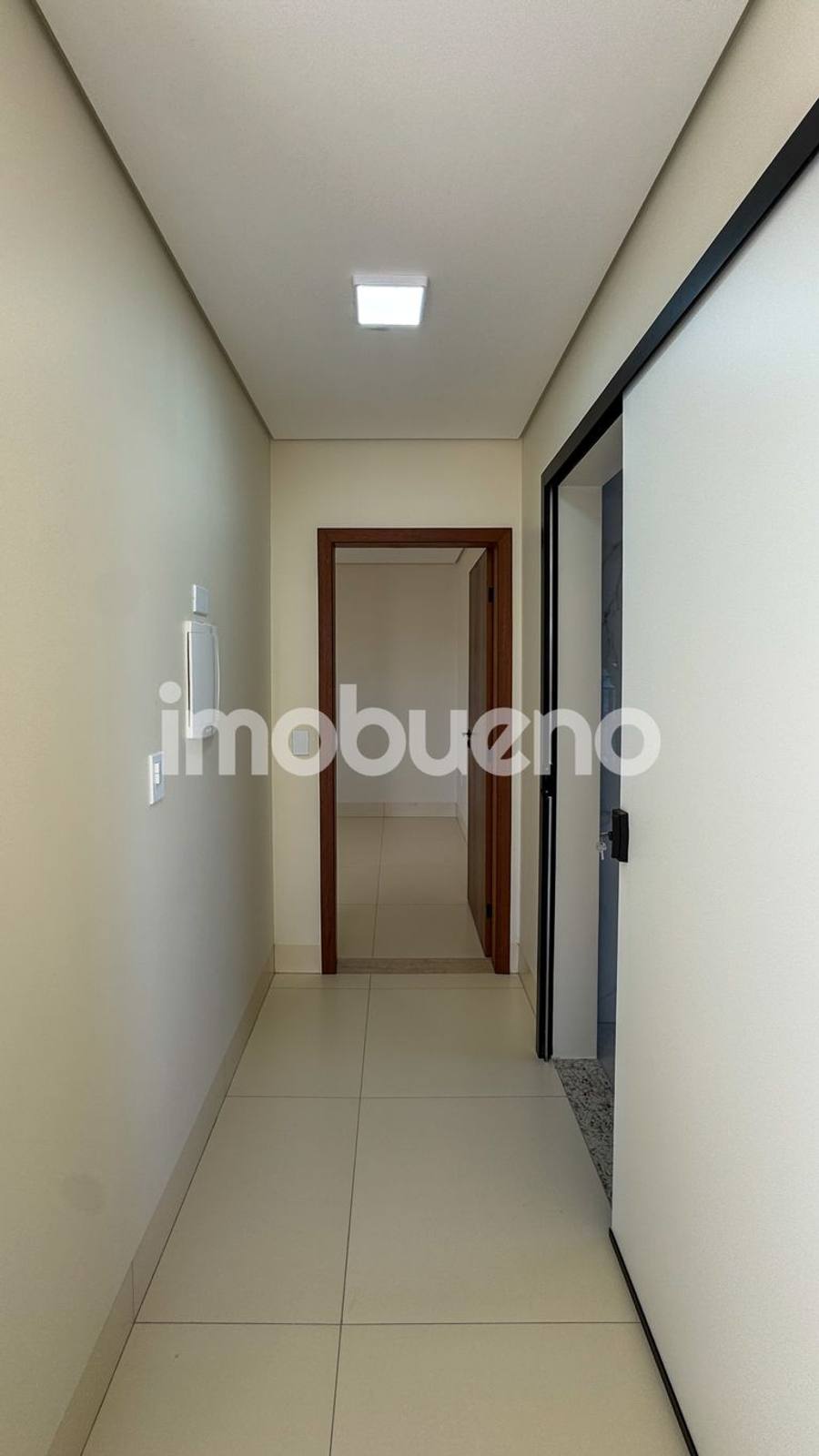 Foto 17 de Sala ampla no centro com 44m², moderna e com custos inclusos