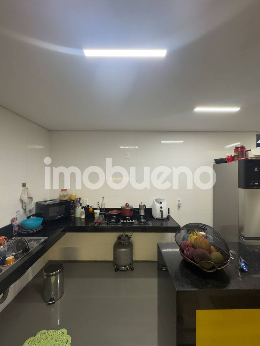 Foto 12 de Sobrado de 282 m² com 4 suítes e área gourmet com ôfuro na Formosinha