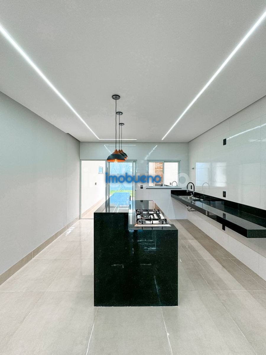 Foto 7 de Casa com 3 quartos sendo 3 suíte no Bosque II R$920.000,00