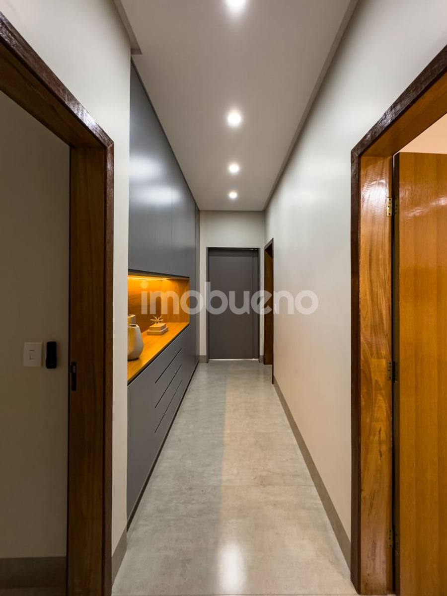 Foto 28 de Casa à venda com 3 quartos sendo 2 suítes no Jardim Triângulo. 251m².