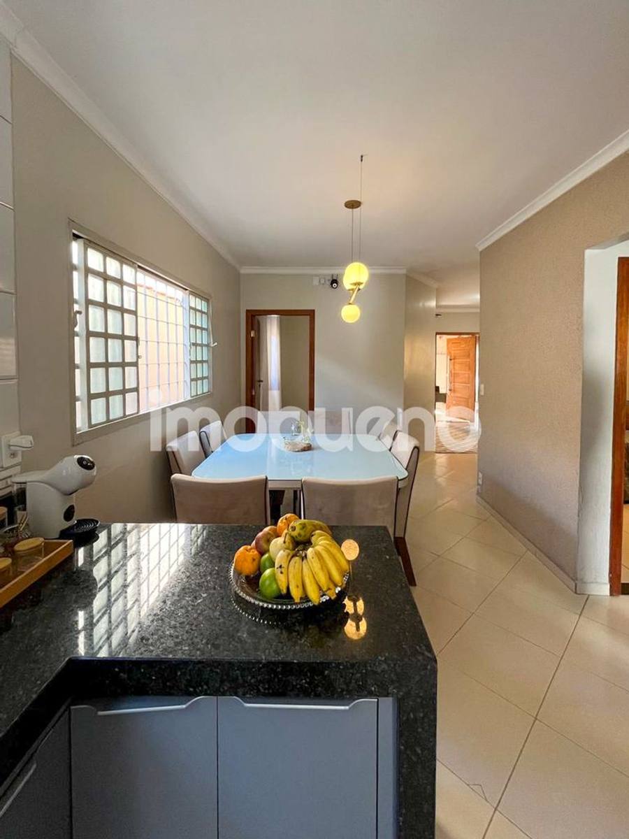 Foto 8 de Casa reformada com 3 quartos e quintal no Setor Bosque