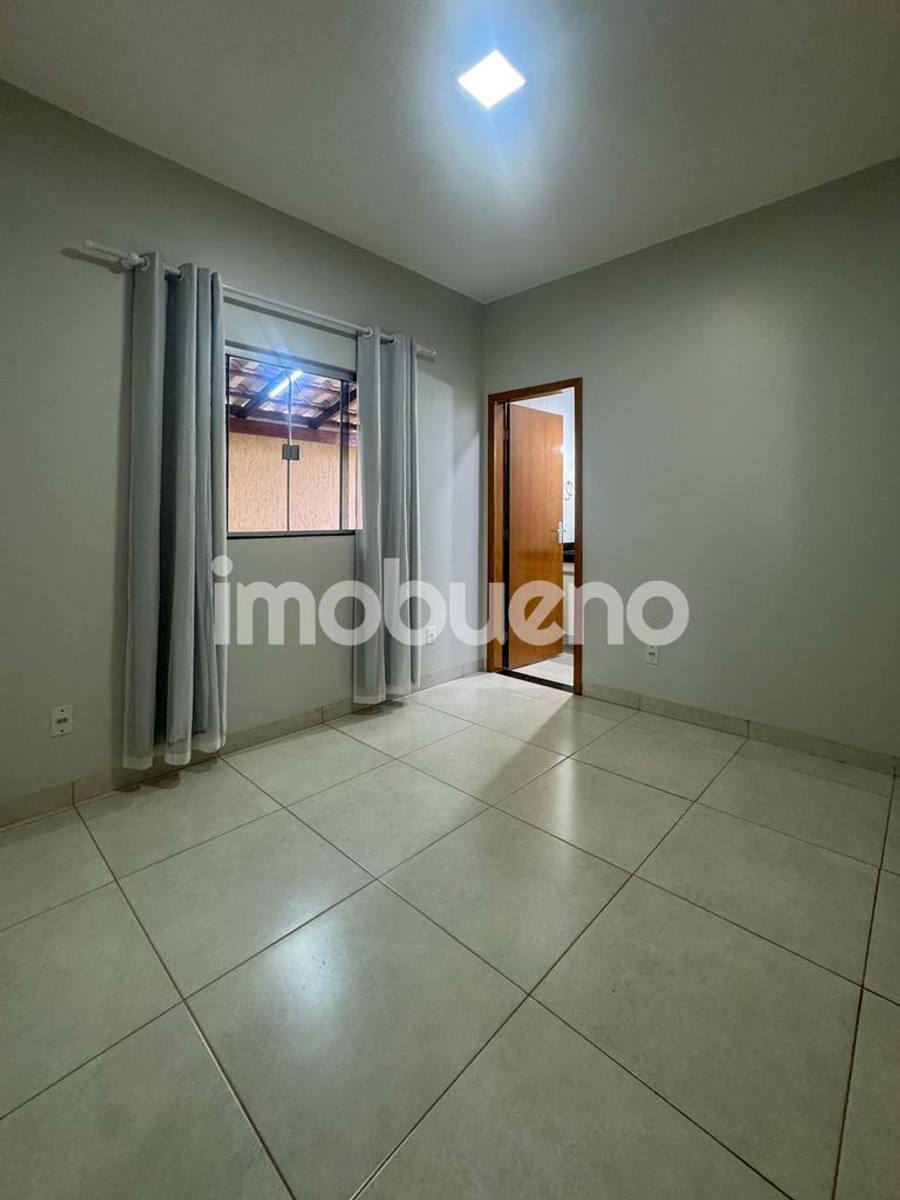 Foto 9 de Casa com 3 quartos, suíte e edícula no Parque Laguna