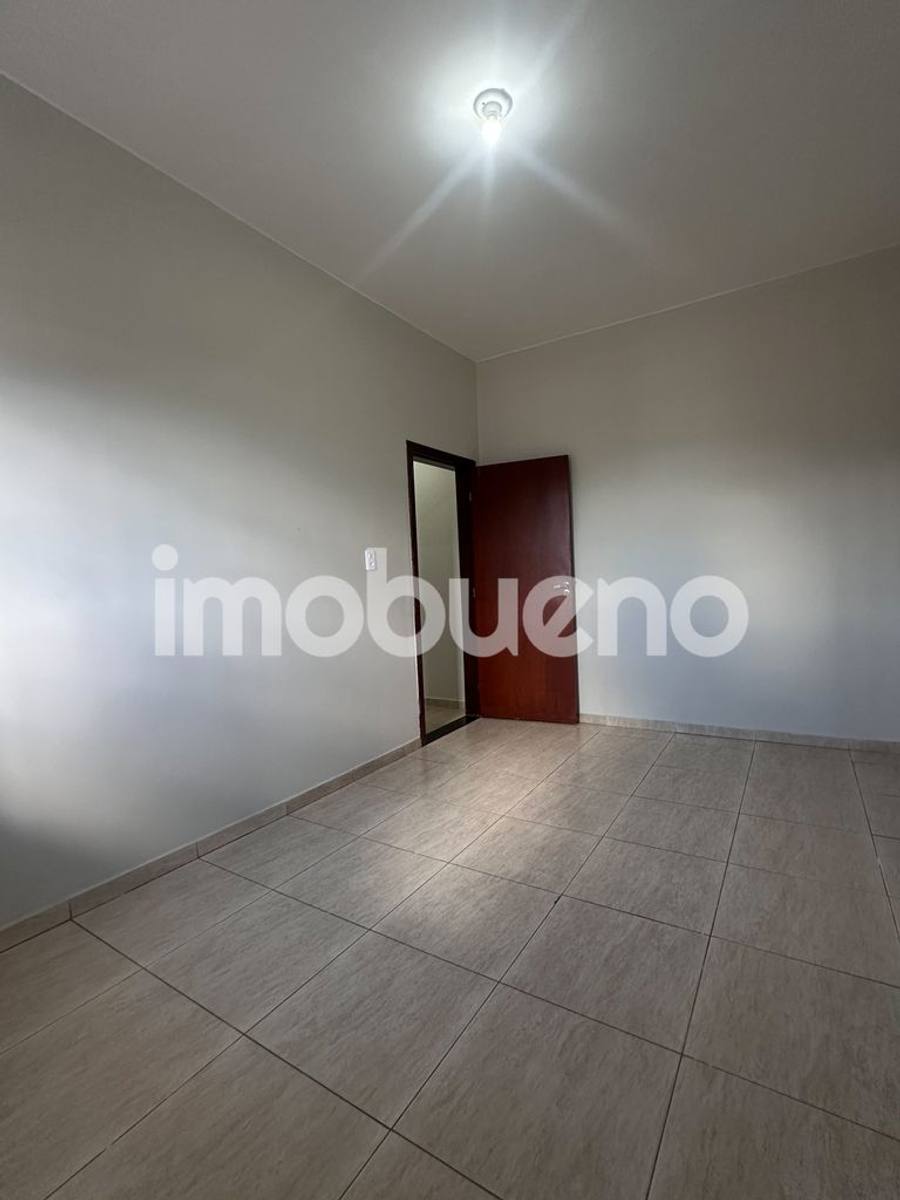 Foto 10 de Apartamento 03 quartos amplo em ótima localização