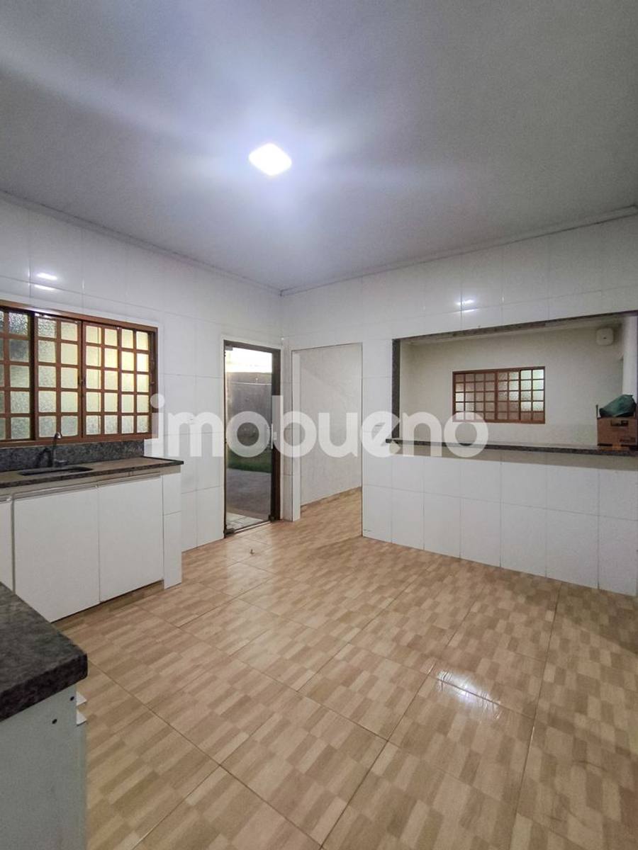 Foto 15 de Casa para Locação no Setor Sul – 3 Quartos e Quintal Amplo