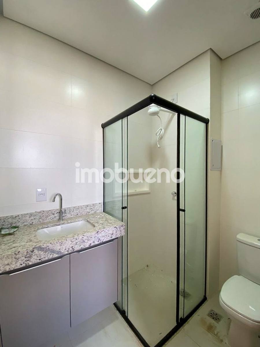 Foto 12 de Apartamento à Venda no Parque Laguna, 2 quartos sendo 1 suíte. 72m².