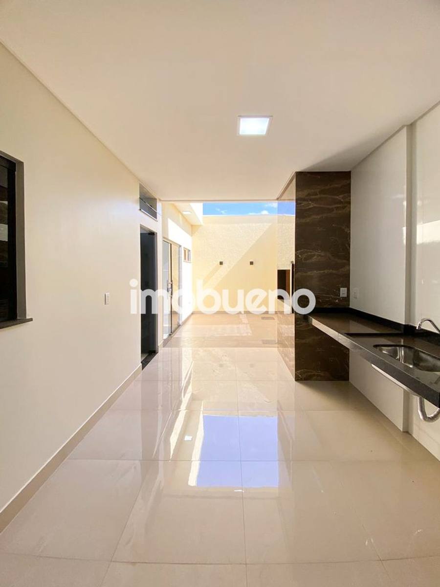Foto 6 de Casa a venda na Formosinha com 3 quartos sendo 1, 210m²
