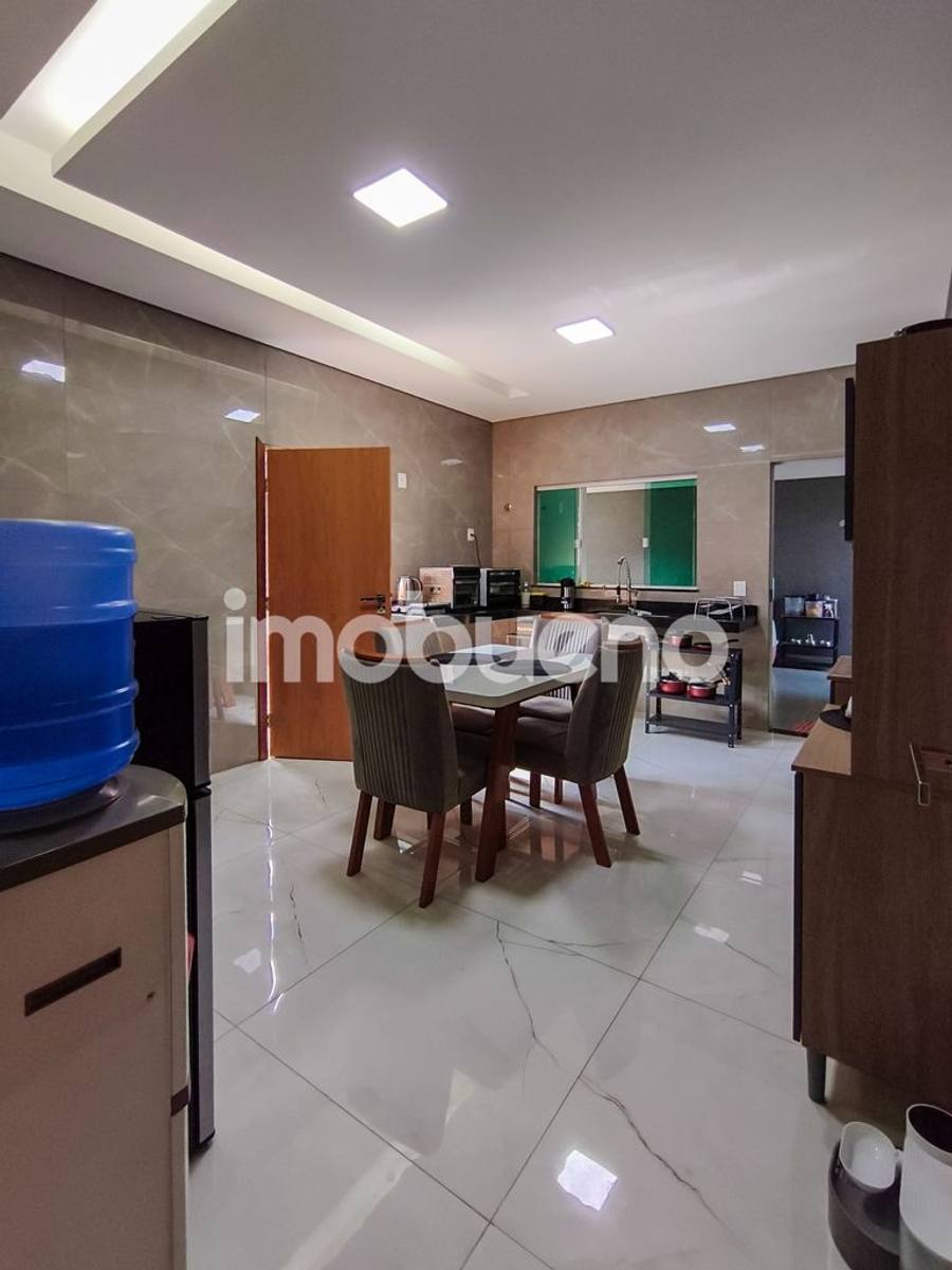 Foto 9 de Casa recém-reformada com 3 quartos e pergolado no Setor Sul