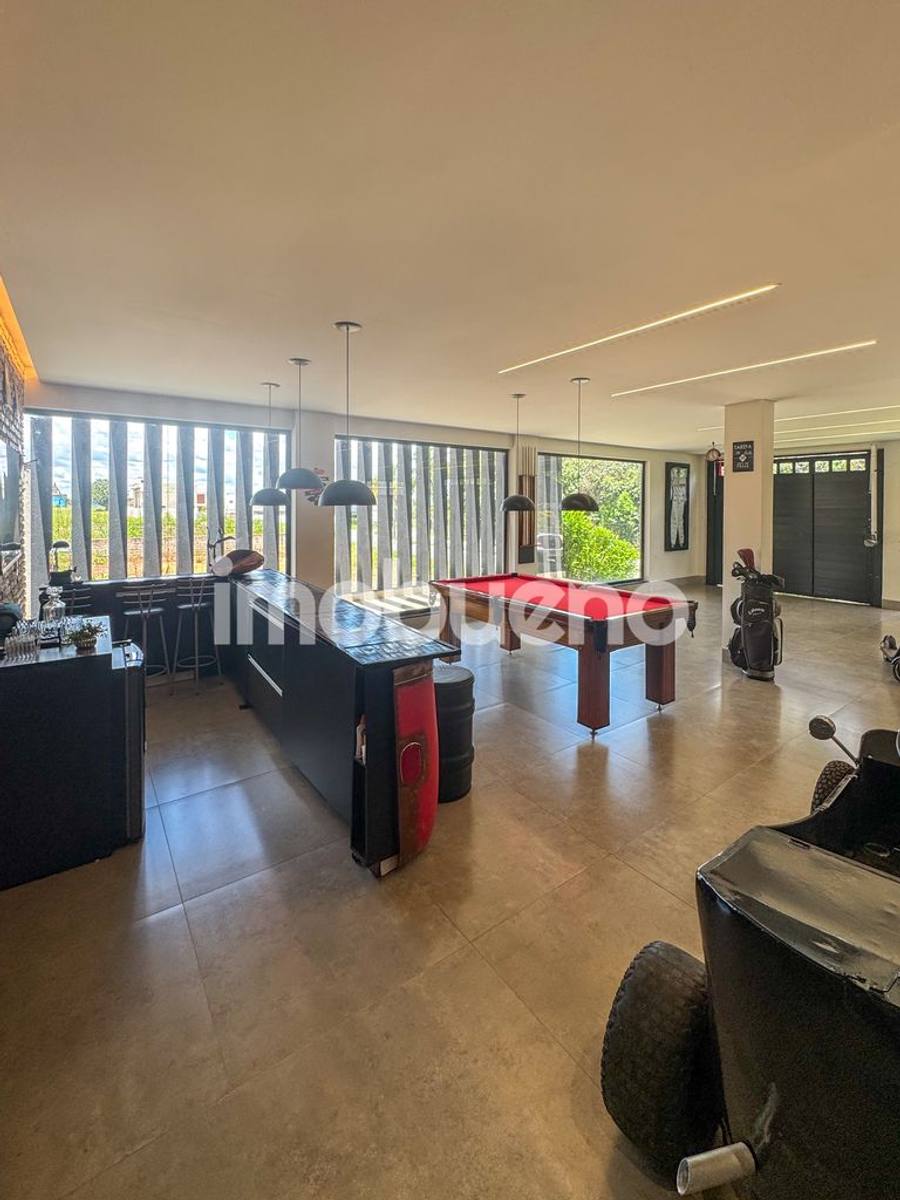 Foto 20 de Sobrado com 4 suítes, man cave e área de lazer no Setor Sul