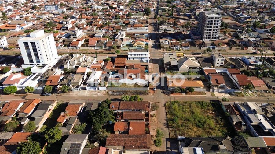 Foto 4 de Terreno de esquina de 312 m² murado no Jardim Califórnia