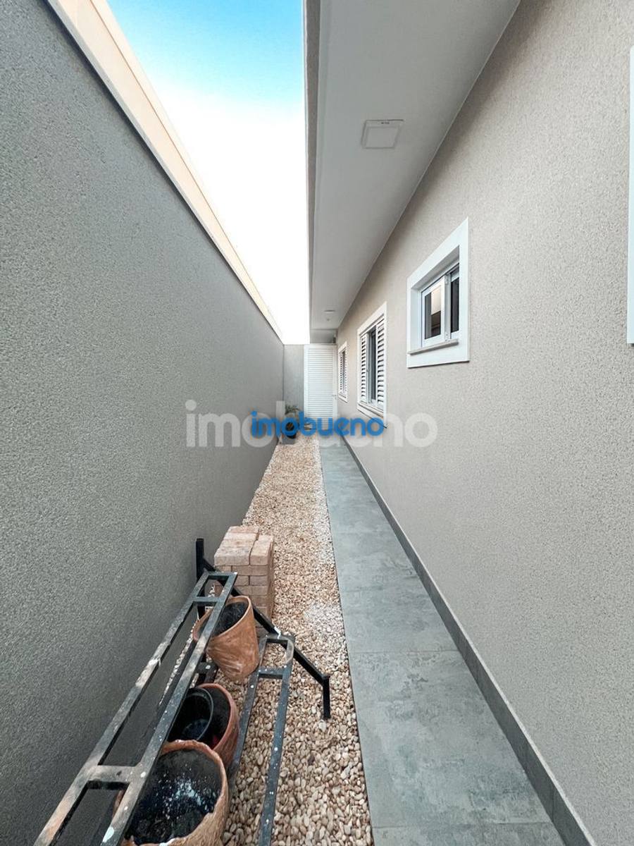 Foto 5 de Casa Térrea com 3 quartos, sendo 1 suíte no Santa Felicidade. R$2.500.000,00