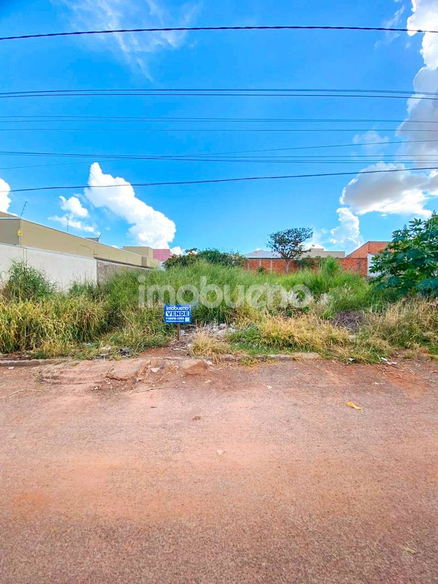 Foto 6 de Terreno plano de 300 m² no Parque Vila Verde próximo à Avenida dos Bombeiros.