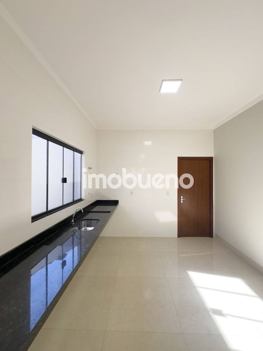 Foto 7 de Casa com 3 quartos sendo 1 suíte no Setor Parque da Colina, 130m²