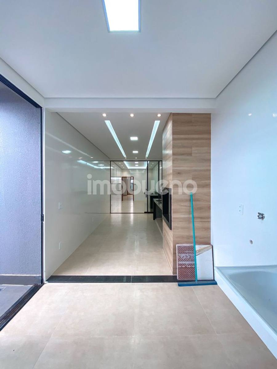 Foto 4 de Casa de 158 m² com 3 quartos e espaço gourmet no Setor Sul