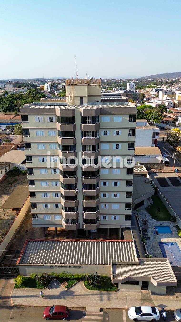 Apartamento Residencial Bosque, 3 quartos e 1 suíte,  126, 36m². em Centro