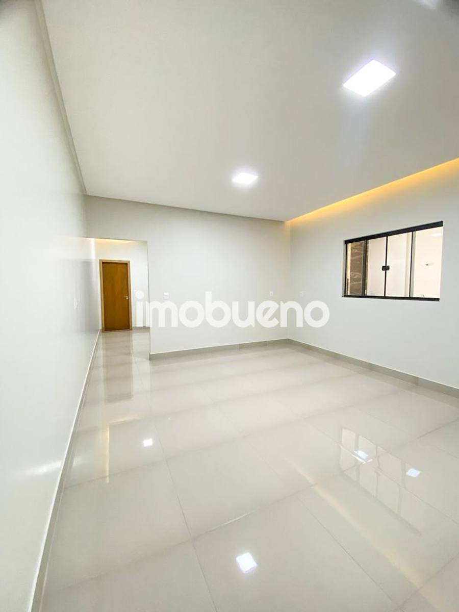 Foto 12 de Casa a venda na Formosinha com 3 quartos sendo 1, 210m²