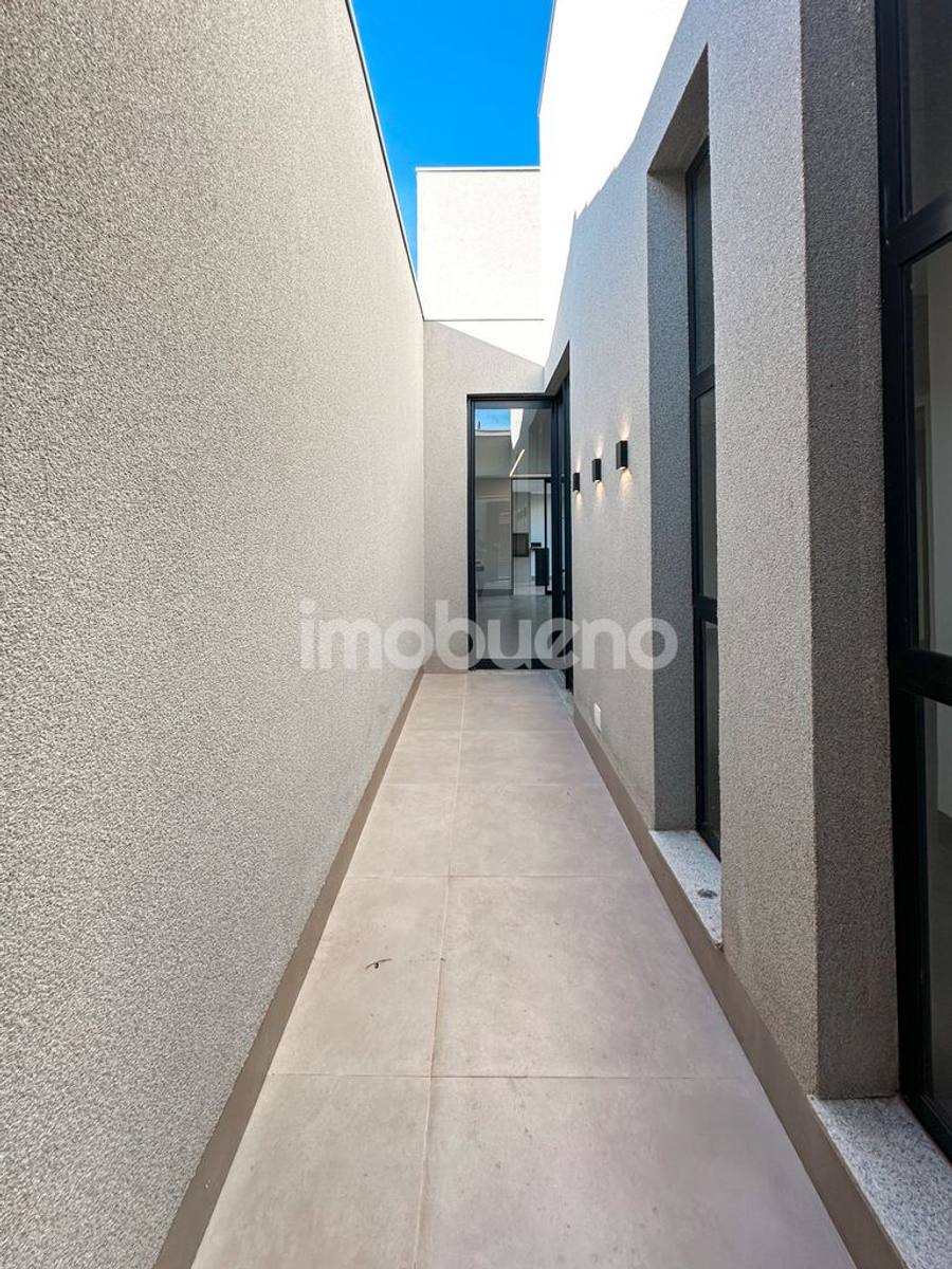 Foto 4 de Casa a venda no Vila Verde com 3 quartos, sendo 1 suíte, 300m².