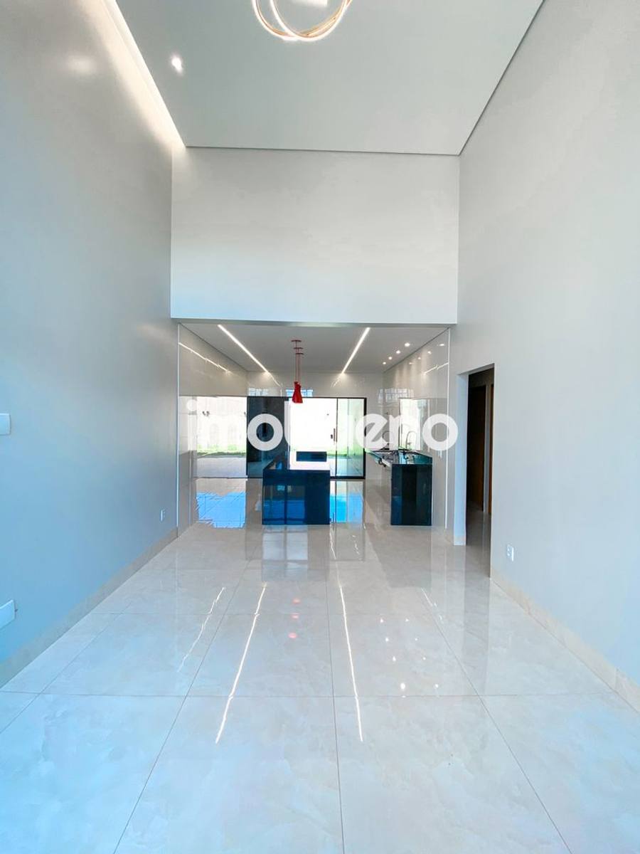 Foto 15 de Vende-se casa com 3 quartos sendo 1 suíte no Parque Serrano  R$ 630.000,00