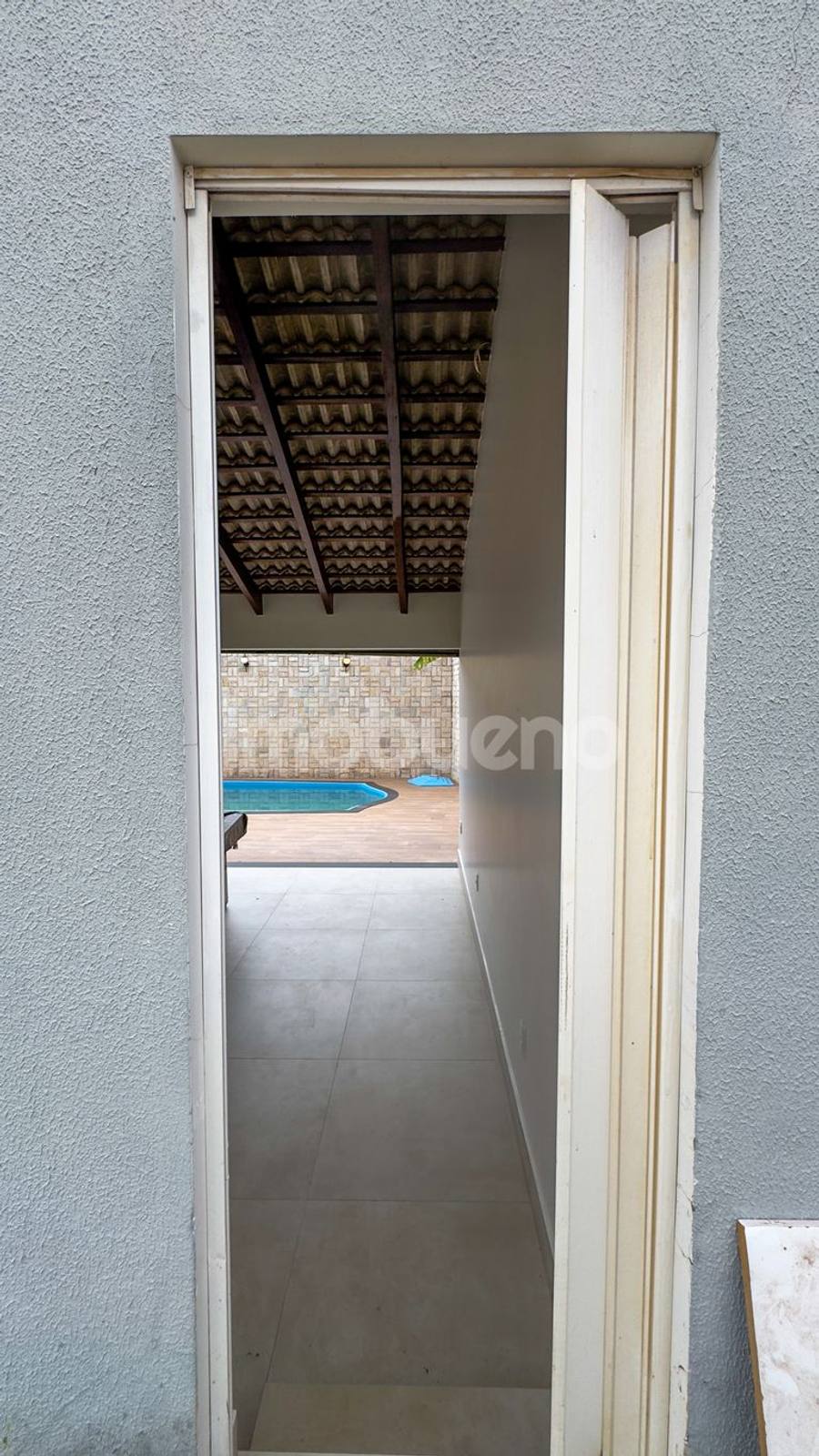 Foto 12 de Casa à Venda com piscina, 3 quartos sendo 3 suítes no Centro.