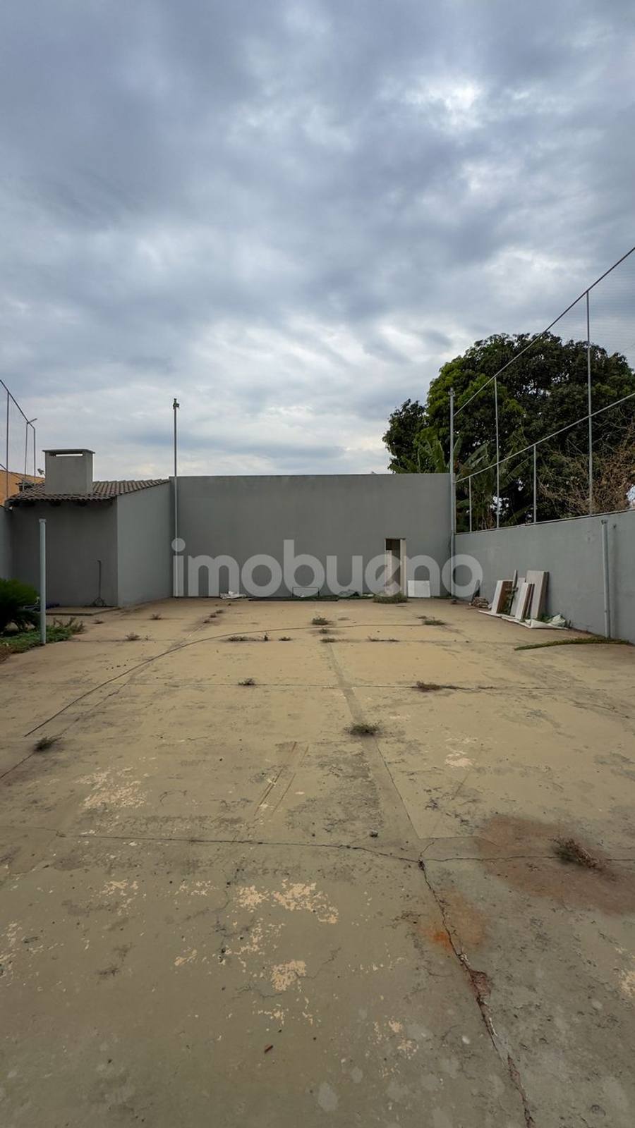 Foto 11 de Casa à Venda com piscina, 3 quartos sendo 3 suítes no Centro.