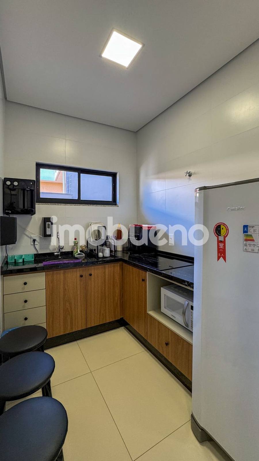 Foto 10 de Sala moderna no centro com 36m² e excelente custo-benefício