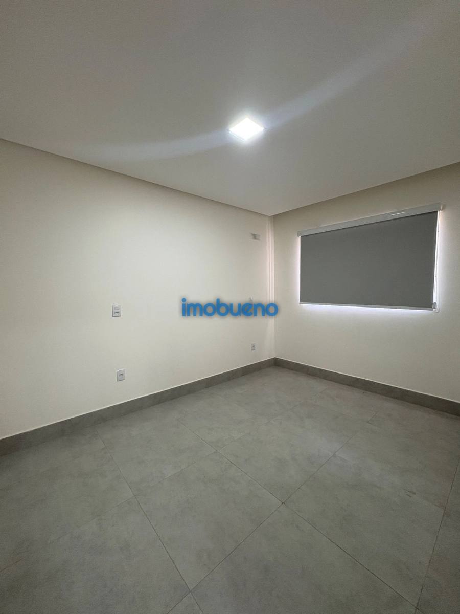 Foto 5 de Apartamento com 2 dormitórios e 2 vagas no Parque da Colina