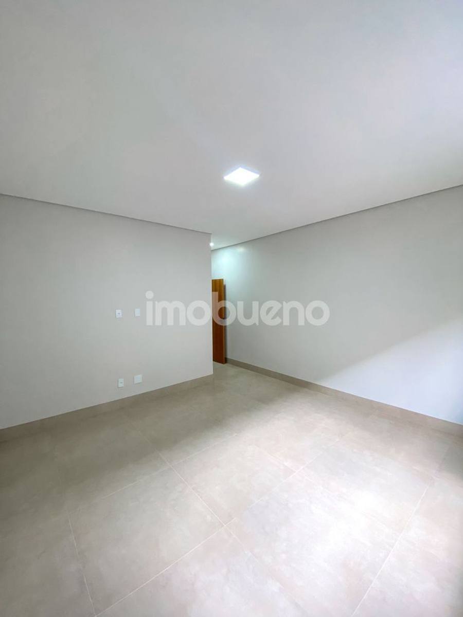 Foto 11 de Casa de 158 m² com 3 quartos e espaço gourmet no Setor Sul