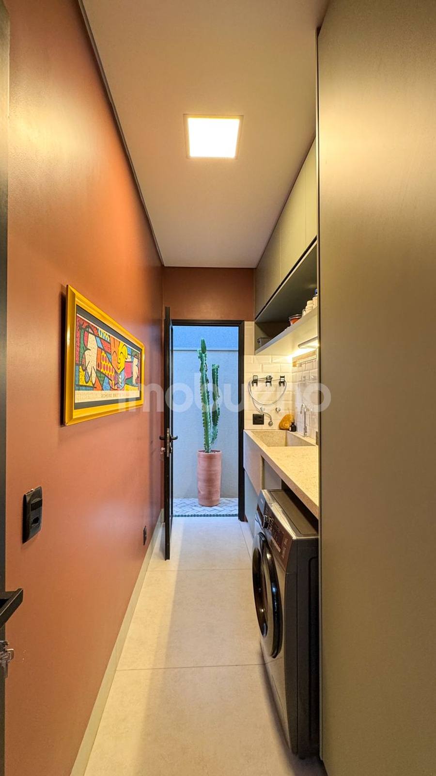 Foto 38 de Casa à Venda de alto padrão em condomínio, 3 quartos sendo 2 suítes. 193,65m².