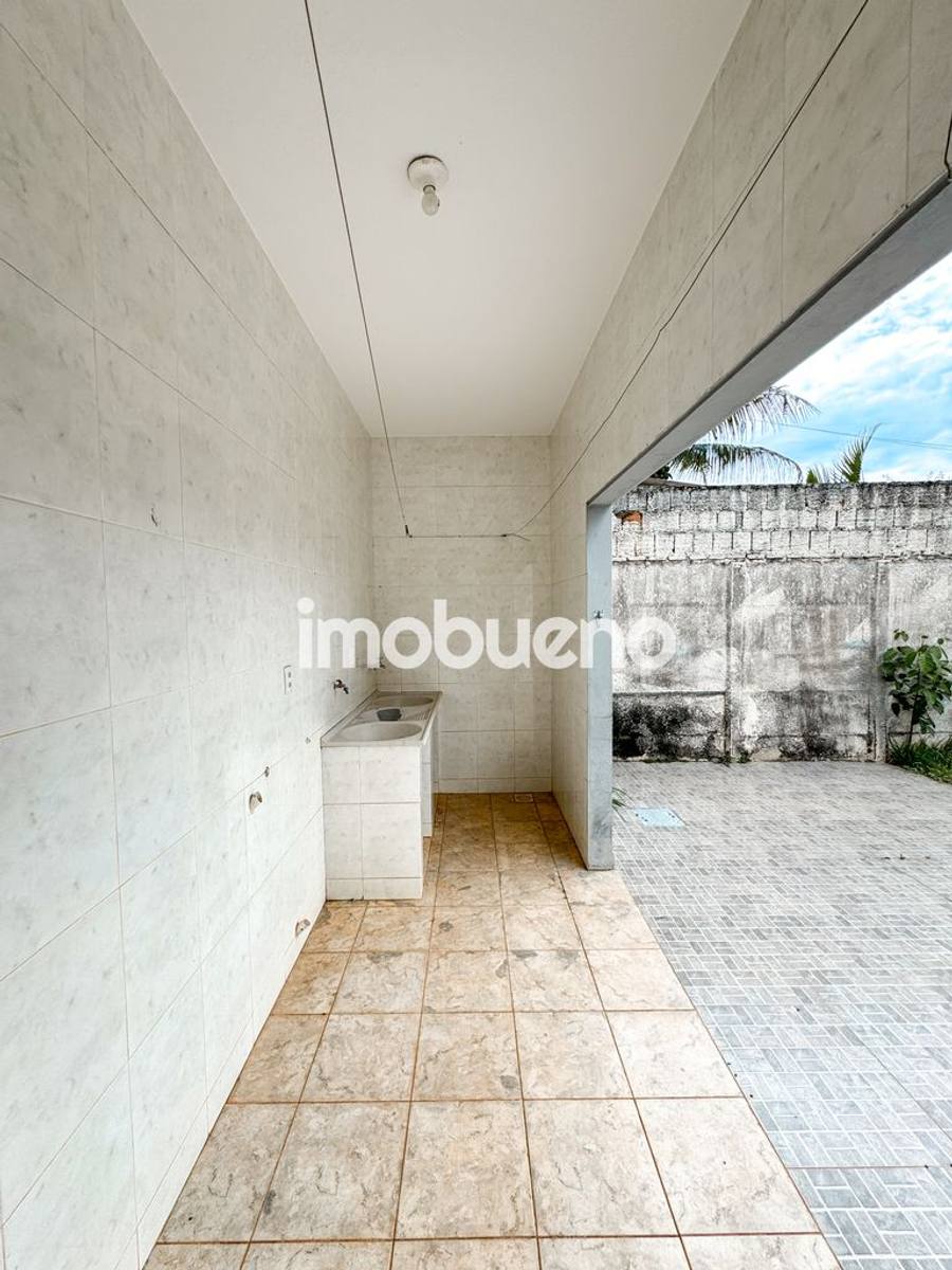 Foto 11 de Vende-se casa com 3 quartos sendo 1 suíte no Centro R$ 550.000,00