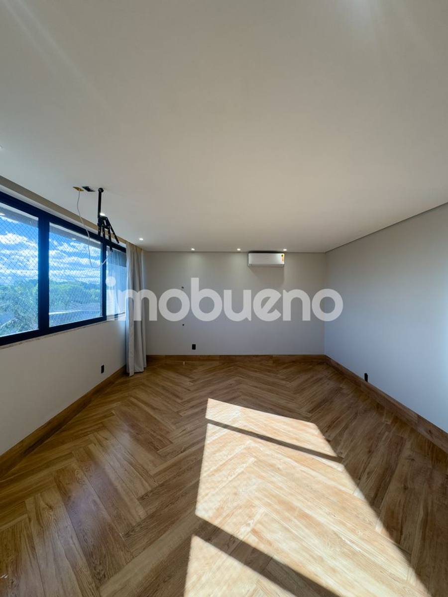 Foto 23 de Casa em condomínio: 3 suítes, sendo 1 master, 309m² e piscina.