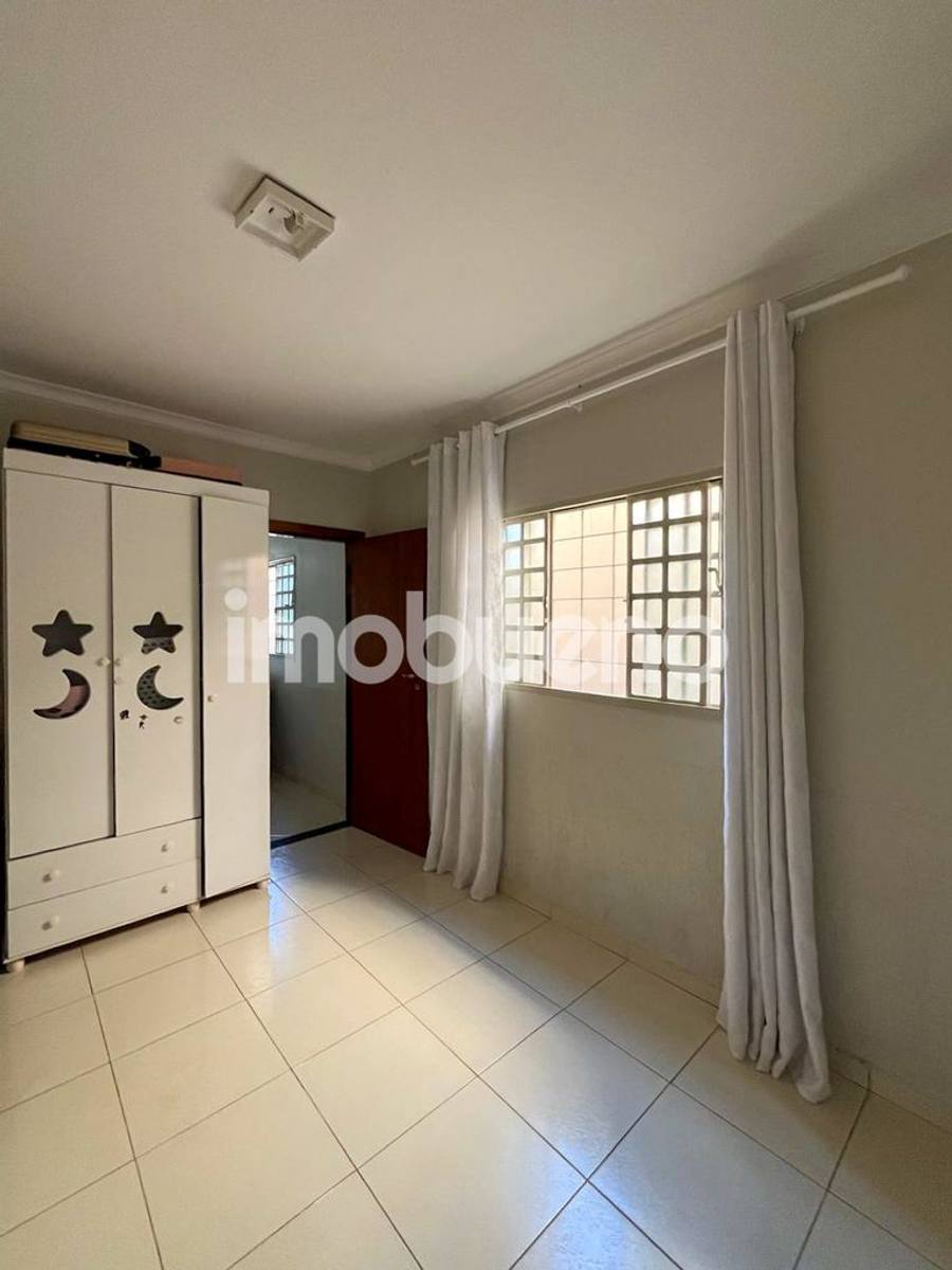 Foto 13 de Casa reformada com 3 quartos e quintal no Setor Bosque