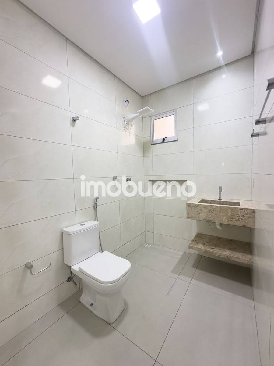 Foto 15 de Casa à venda com 3 quartos sendo 1 suíte com closet, Parque da Colina. 130 M².
