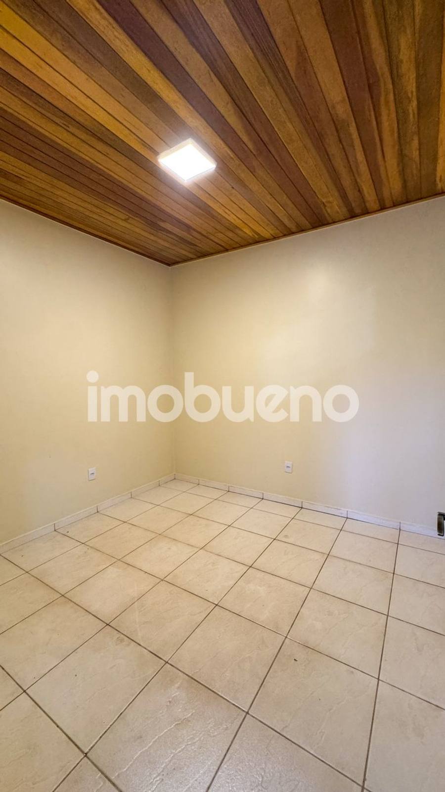 Foto 10 de Casa no Setor Central, 5 quartos, lazer, energia solar e jardim amplo