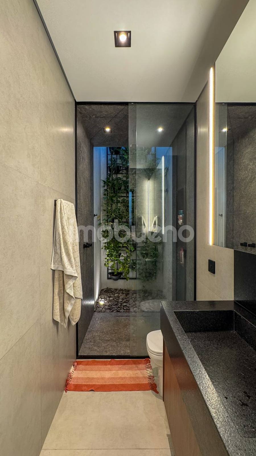 Foto 28 de Casa à Venda de alto padrão em condomínio, 3 quartos sendo 2 suítes. 193,65m².