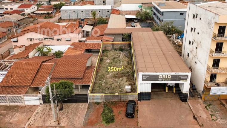 Terreno de 250 m² murado com portão no Jardim Califórnia em Jardim Califórnia
