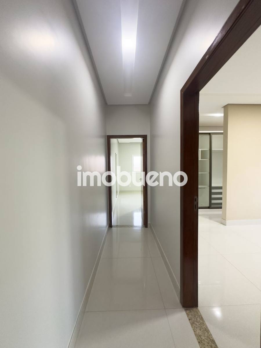 Foto 23 de Casa a venda na Formosinha com 3 quartos sendo 2 suíte, 200m²