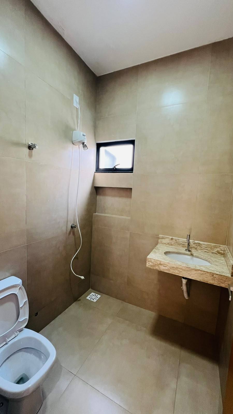Foto 6 de Casa de 3 quartos com 1 suíte no Setor Sul em Formosa