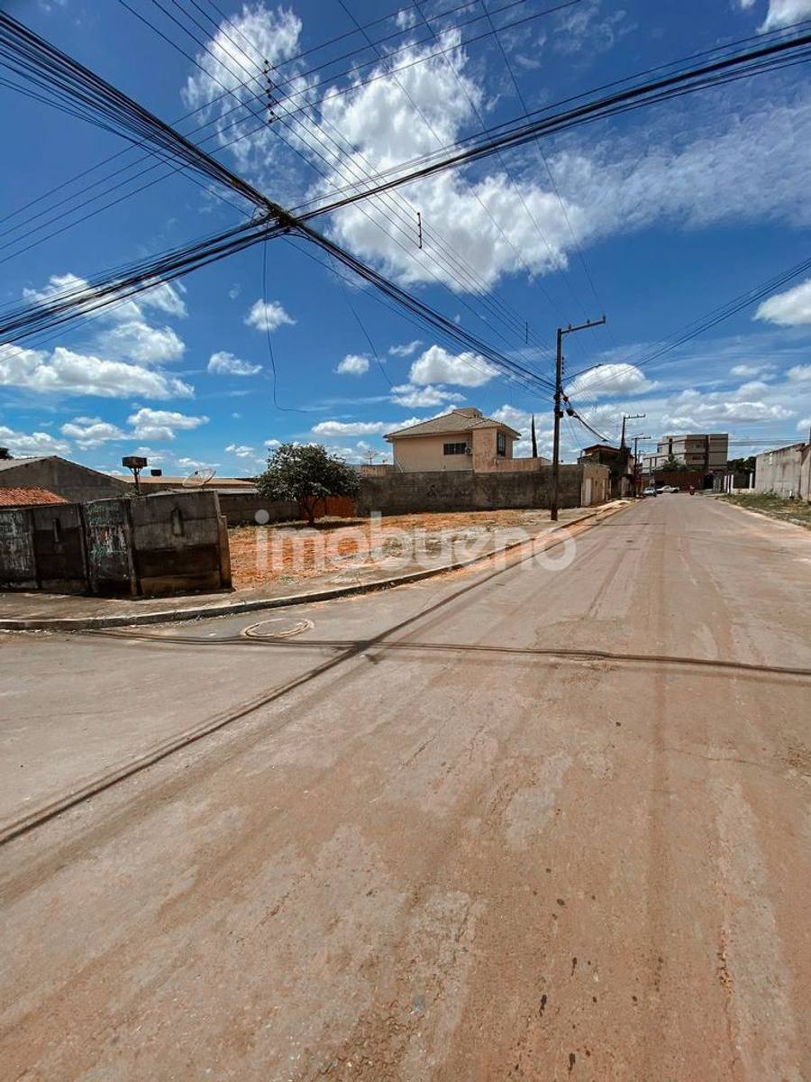 Foto 5 de Terreno de esquina de 672 m² no Setor Nordeste próximo ao Museu dos Couros