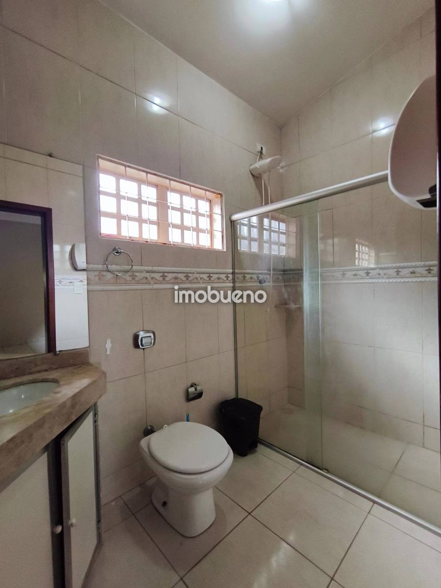 Foto 16 de Casa com 3 Quartos, Piscina e Sauna no Bairro Village em Formosa/GO