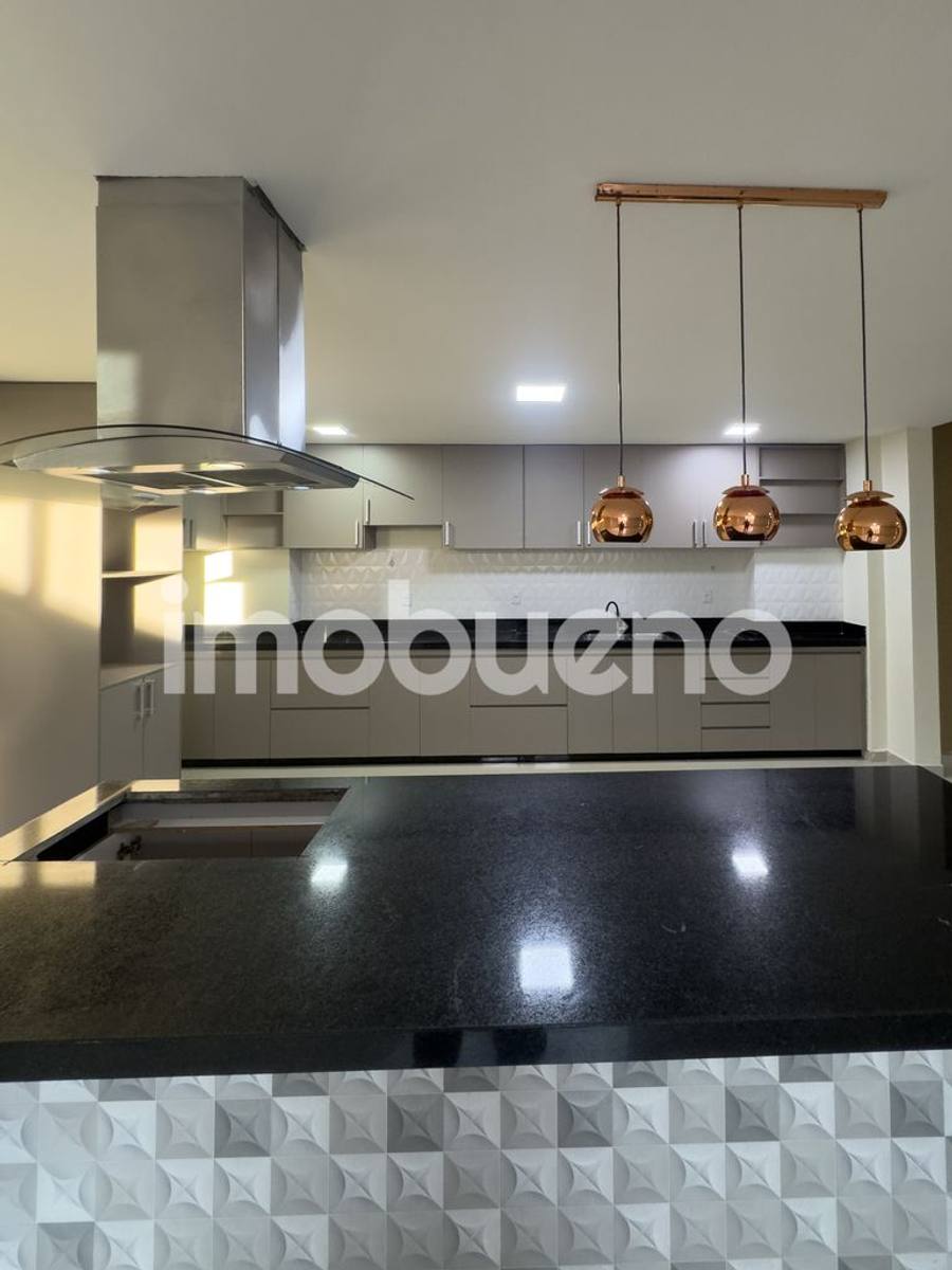 Foto 45 de Casa de esquina com 4 suítes e área gourmet no Setor Aeroporto