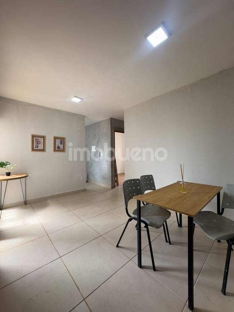 Apartamento semi mobiliado com 2 quartos, 40m², em condomínio fechado em Chácara Abreu