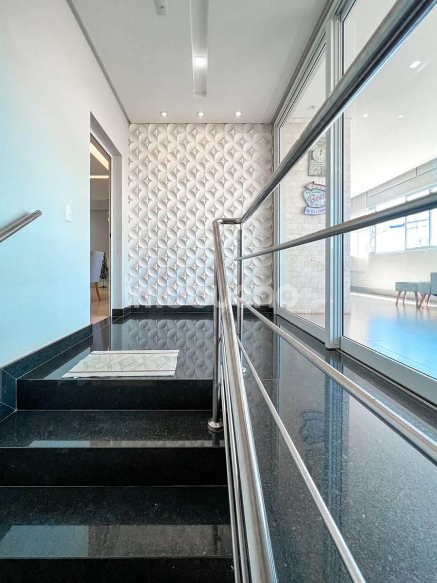 Foto 14 de Apartamento semimobiliado de 3 quartos com 2 suítes na Formosinha