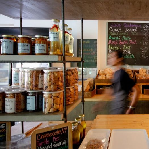 Tilde Café - iDiscover Maps