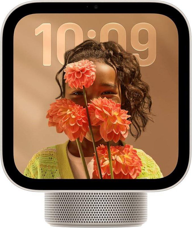 Apple HomeView Smart Display in Starlight Open for Preorder