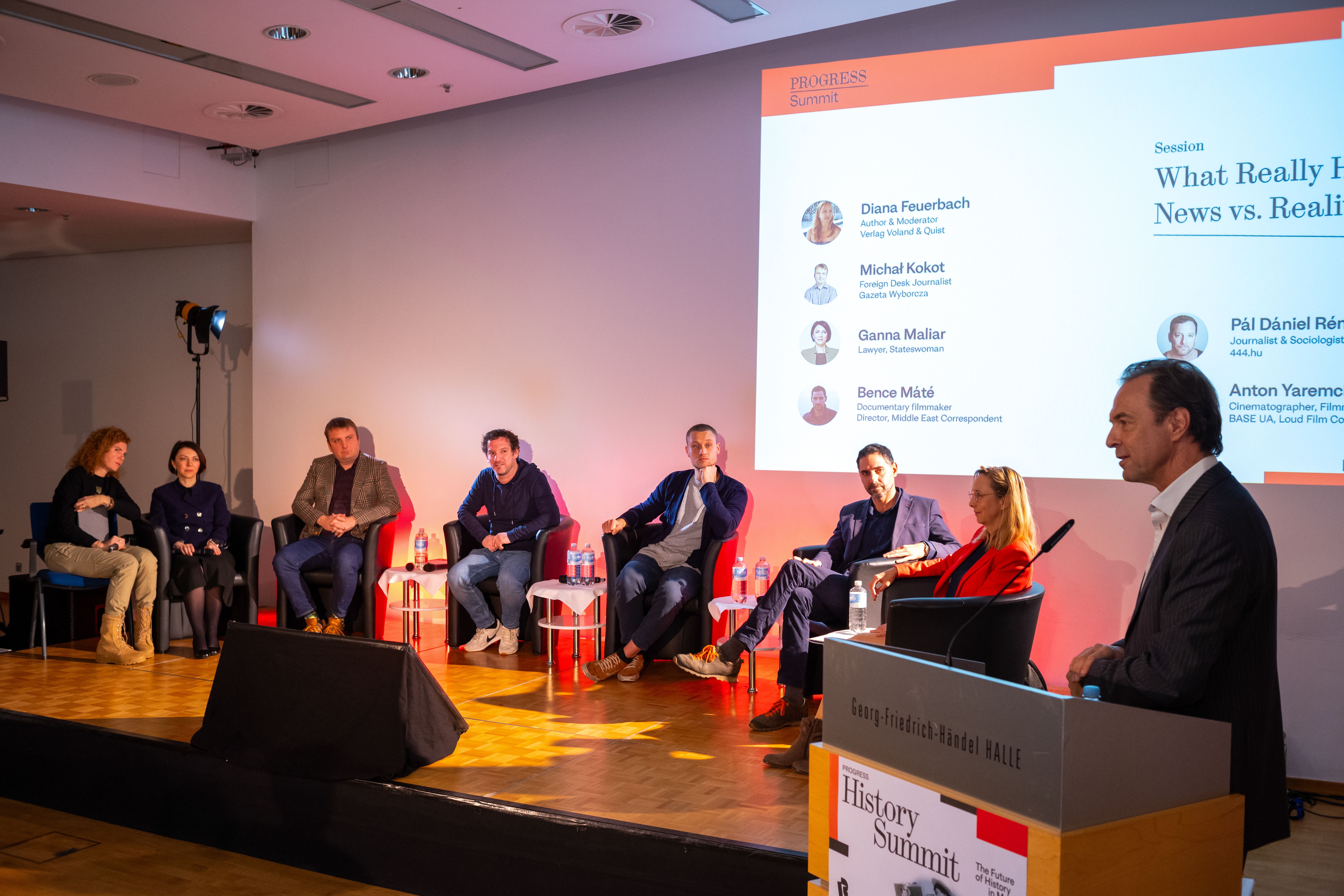 Former Defence Minister of Ukraine Ganna Maliar, Pál Dániel Rényi, Michal Kokot, Anton Yaremchuk, Bence Máté, Diana Feuerbach. - Front right: PROGRESS CEO Gunnar Dedio