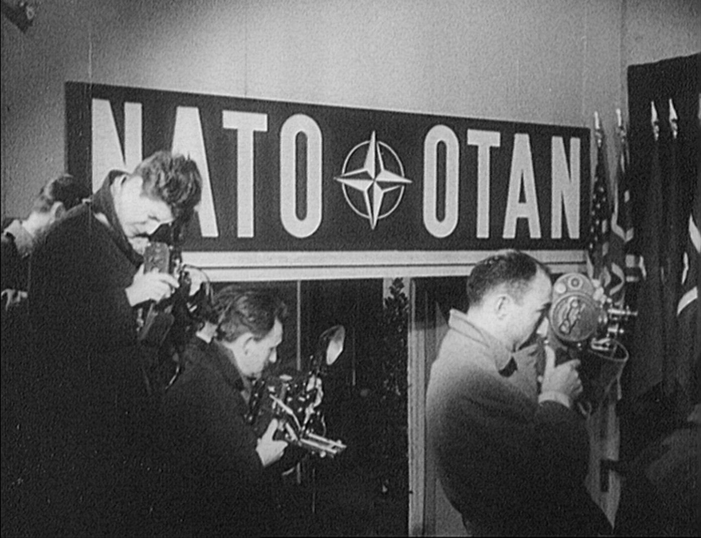 75 Years of NATO / 75 Jahre NATO - Der Augenzeuge 1957/B 96 (DEFA04869)