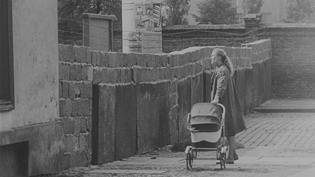 Mauer - Blick in die Welt Mauer - Blick in die Welt