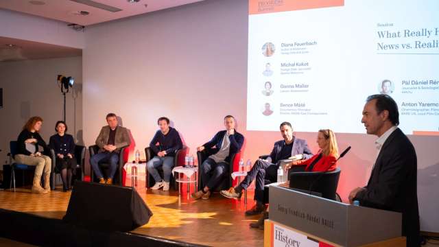 Panel "What Really Happened: the history books vs. reality" with former Defence Minister of Ukraine Ganna Maliar, Pál Dániel Rényi, Michal Kokot, Anton Yaremchuk, Bence Máté, Diana Feuerbach. - Front right: PROGRESS CEO Gunnar Dedio Panel "What Really Happened: the history books vs. reality" with former Defence Minister of Ukraine Ganna Maliar, Pál Dániel Rényi, Michal Kokot, Anton Yaremchuk, Bence Máté, Diana Feuerbach. - Front right: PROGRESS CEO Gunnar Dedio